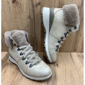 Bionica Diablo Winter Leather Boots Women's Size 9M Light Taupe Fur Tongue Trim